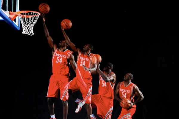 三步上籃動作要領(lǐng)是什么？